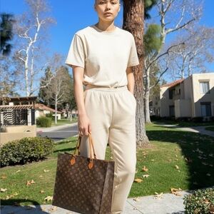 Authentic Louis Vuitton Monogram Sac Plat Tote Bag Luxury Vintage Timeless